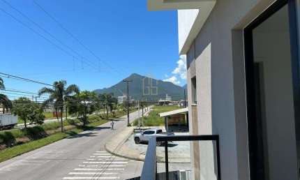 Casa Em Condomínio Fechado em Nova Palhoça - Palhoça, SC
