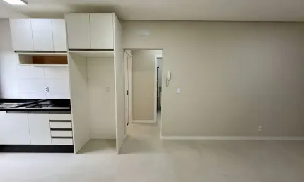 Apartamento na Pedra Branca para locação 2 Dormitórios (1 Suíte)