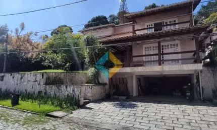 Casa em condomínio fechado com 4 quartos à venda na Rua Amadeu Gomes, 126, Sapê, Niterói