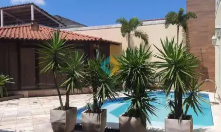 Casa com 5 dorms, Itaipu, Niterói - R$ 1.7 mi, Cod: 761