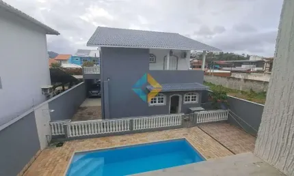 Casa com 3 dorms, Piratininga, Niterói - R$ 1.2 mi, Cod: 1171