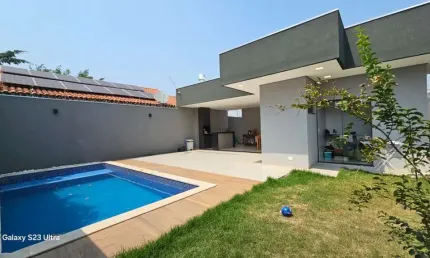 Casa para Venda em Campo Grande, Jardim Jockey Club, 3 dormitórios, 1 suíte, 2 banheiros, 3 vagas