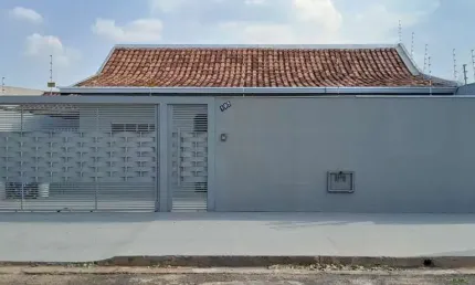 Casa para Venda em Campo Grande, Cohafama, 3 dormitórios, 2 suítes, 3 banheiros, 3 vagas