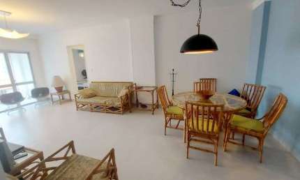 APARTAMENTO A VENDA NO GUARUJÁ - EDIFÍCIO COSTA BLANCA - PRAIA DO TOMBO - 1 VAGA
