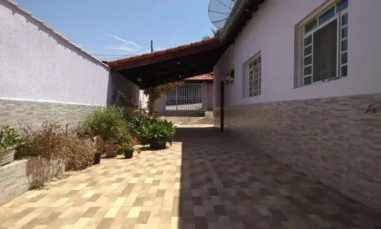 CASA A VENDA EM JUNDIAÍ - BAIRRO SANTA CAMILA / REGIÃO DO JARDIM TULIPAS
