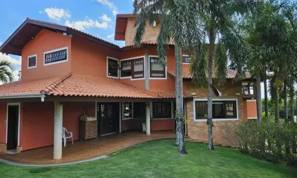VENDA DE CASA EM JUNDIAÍ - MALOTA - ESTILO RÚSTICO com FINÍSSIMO ACABAMENTO - VISTA PARA A SERRA