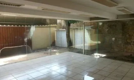 MÓVEL COMERCIAL EM JUNDIAÍ - JARDIM BRASIL – AT: 643,00 m² e AC: 1.073,00m²