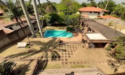 CASA A VENDA - MALOTA - SOBRADO AMPLO e ACONCHEGANTE