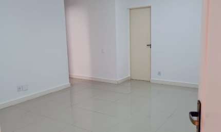APARTAMENTO A VENDA EM JUNDIAÍ - EDIFÍCIO CHÁCARA DAS FLORES I - JARDIM SAMAMBAIA - 1 VAGA COBERTA