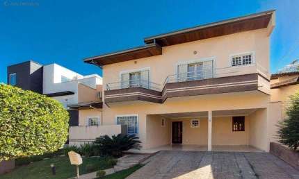 Casa para alugar em Londrina, Condomínio Vale do Arvoredo, com 4 quartos, com 230.1 m²