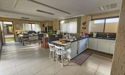 Casa para alugar em Londrina, Gleba Fazenda Palhano, com 4 quartos, com 530 m², Alphaville Jacarandá