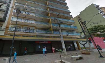Apartamento à venda em Londrina, Centro, com 3 quartos, com 180 m², Edifício Monalisa