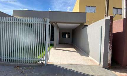 Casa à venda em Londrina, Portal de Versalhes 1, com 3 quartos, com 134.5 m²