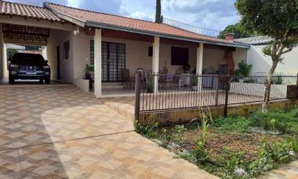 Casa à venda em Londrina, Industrial, com 5 quartos, com 140 m²