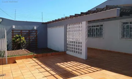 Casa à venda em Londrina, Jardim Roveri, com 4 quartos, com 260 m²