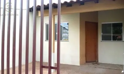 Casa à venda em Londrina, Colúmbia, com 3 quartos, com 72 m²