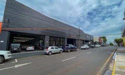 Loja para alugar em Londrina, Centro, com 284.31 m²