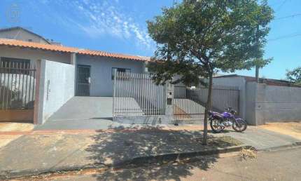 Casa à venda em Londrina, Alto da Boa Vista, com 2 quartos, com 63 m²