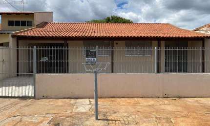 Casa à venda e para alugar em Londrina, Antares, com 3 quartos, com 197.98 m²