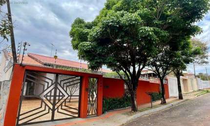 Casa à venda em Londrina, Vivendas do Arvoredo, com 4 quartos, com 200 m²