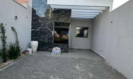 Casa para alugar em Londrina, Jardim Montecatini, com 3 quartos, com 75 m²