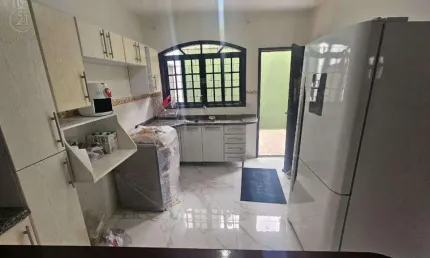 Casa à venda em Londrina, Centro, com 3 quartos, com 160 m²