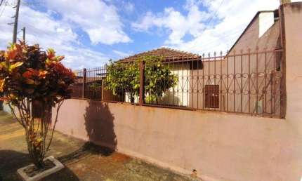 Casa à venda em Londrina, Vila Monteiro, com 2 quartos, com 83.06 m²