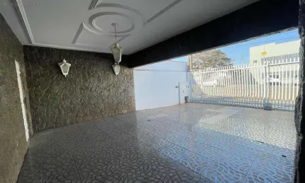 Casa para alugar em Londrina, Bancários, com 4 quartos, com 190 m²