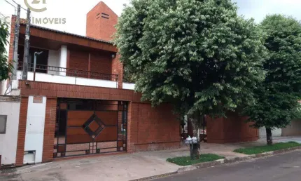 Casa à venda em Londrina, Mediterrâneo, com 5 suítes, com 450 m²