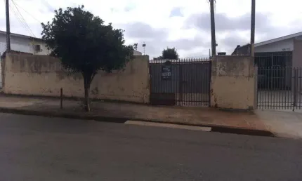 Terreno à venda em Londrina, Bom Retiro, com 366 m²