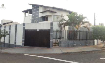 Casa à venda em Londrina, Jardim Santa Alice, com 4 quartos, com 142.56 m²