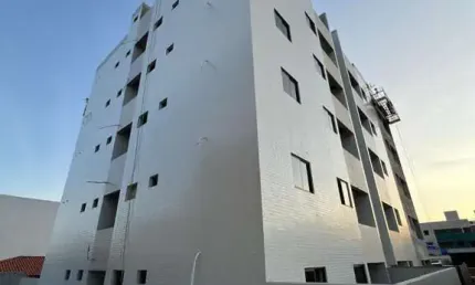 Apartamento à venda em João Pessoa-PB, no Jardim Cidade Universitária! 2 quartos, 1 suíte, 1 vaga de garagem. Aproveite!