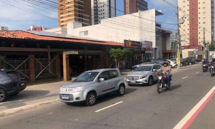Aluguel de Ponto Comercial de 600m² em Manaíra, João Pessoa-PB: A oportunidade que você procura!