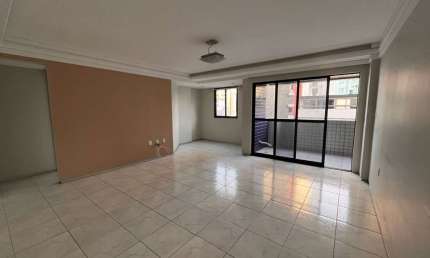 Apartamento de 2 quartos em Manaíra, João Pessoa-PB, a 200m do mar. Imperdível por R$ 560 mil!