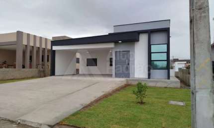Casa em condomínio fechado com 3 quartos à venda na Br 232 Km 91, 1632, Centro, Sairé