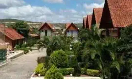 Casa com 3 quartos à venda na Avenida Cícero Batista de Oliveira, 1632, Alpes Suiços, Gravatá