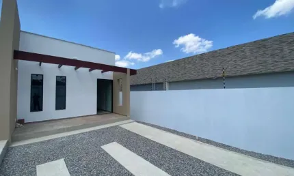 Casa com 3 quartos à venda na Avenida Cícero Batista de Oliveira, Alpes Suiços, Gravatá