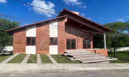 Casa em condomínio fechado com 5 quartos à venda na Avenida Cícero Batista de Oliveira, Alpes Suiços, Gravatá
