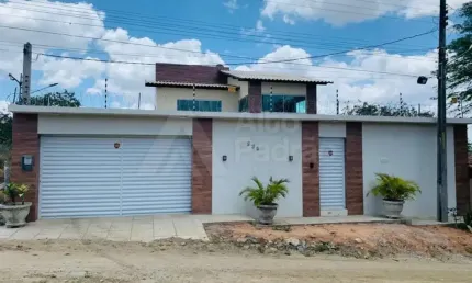 CASA DE ALTO PADRÃO FORA DE CONDOMÍNIO EM GRAVATÁ-PE