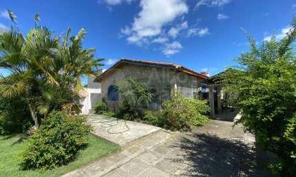 Casa com 3 quartos à venda na Avenida Cícero Batista de Oliveira, 1, Alpes Suiços, Gravatá