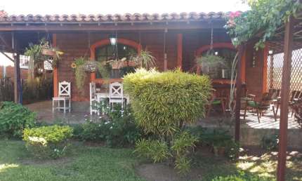 Casa em condomínio fechado com 5 quartos à venda na Avenida Cícero Batista de Oliveira, 1632, Alpes Suiços, Gravatá