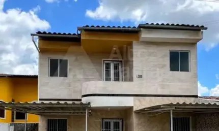 Casa com 3 quartos à venda na Avenida Cícero Batista de Oliveira, 1632, Alpes Suiços, Gravatá