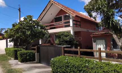 Casa com 3 quartos à venda na Avenida Cícero Batista de Oliveira, Alpes Suiços, Gravatá
