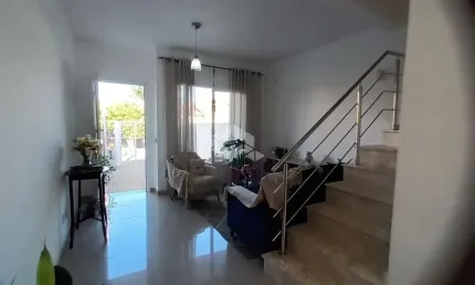 Casa com 2 quartos à venda na Rua José Marques Viana, 120, São José, Canoas por R$ 480.050