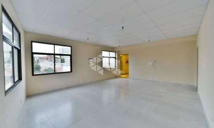 Sala comercial à venda na Rua Umbú, 500, Passo da Areia, Porto Alegre por R$ 355.890