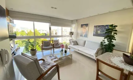 Apartamento com 2 quartos à venda na Rua Dário Pederneiras, 354, Petrópolis, Porto Alegre por R$ 779.000