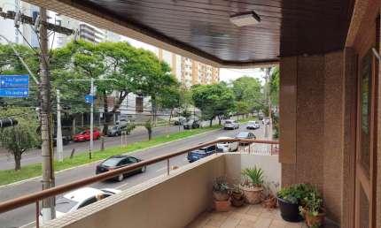 Apartamento com 3 quartos à venda na Rua Professor Cristiano Fischer, 180, Jardim do Salso, Porto Alegre por R$ 959.900