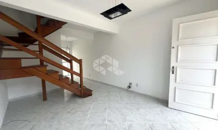 Casa em condomínio fechado com 2 quartos à venda na avenida josé aloísio filho, 889, humaitá, porto alegre por r$ 322.990