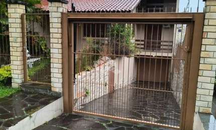 Casa com 3 quartos à venda na Rua Monte Bonito, 148, Jardim Floresta, Porto Alegre por R$ 999.999