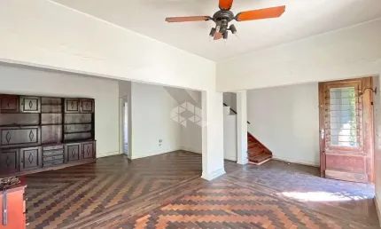Casa com 4 quartos à venda na Rua Carazinho, 64, Petrópolis, Porto Alegre por R$ 1.690.000